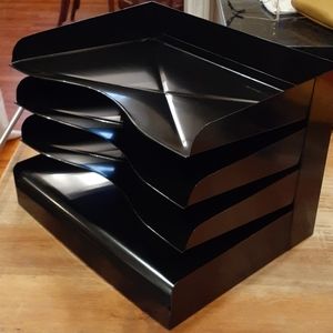 HEAVY DUTY DESKTOP DOCUMENT TRAY